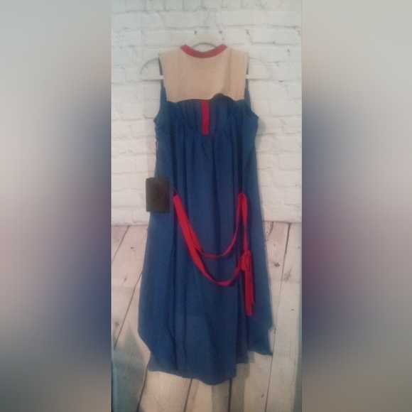 Sher Color block Dress - Picture 2 of 6